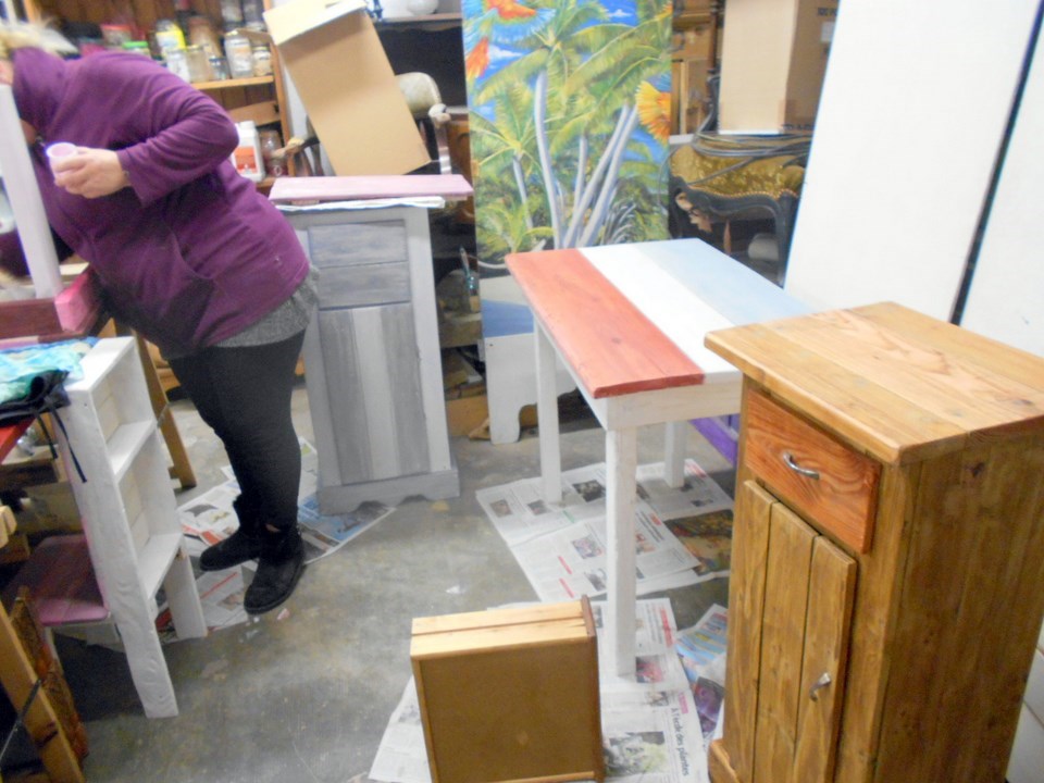 stages menuiserie palettes,menuiserie bois recycl&eacute;s,upcycling meubles