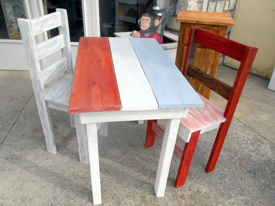 comptoir en palettes et bois recycl&eacute;s,stages menuiserie palettes,upcycling bois