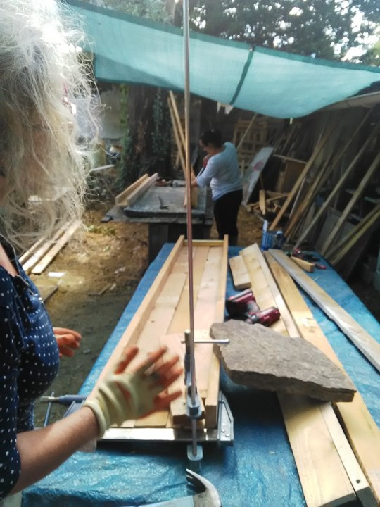 comptoir en palettes et bois recycl&eacute;s,stages menuiserie palettes,upcycling bois