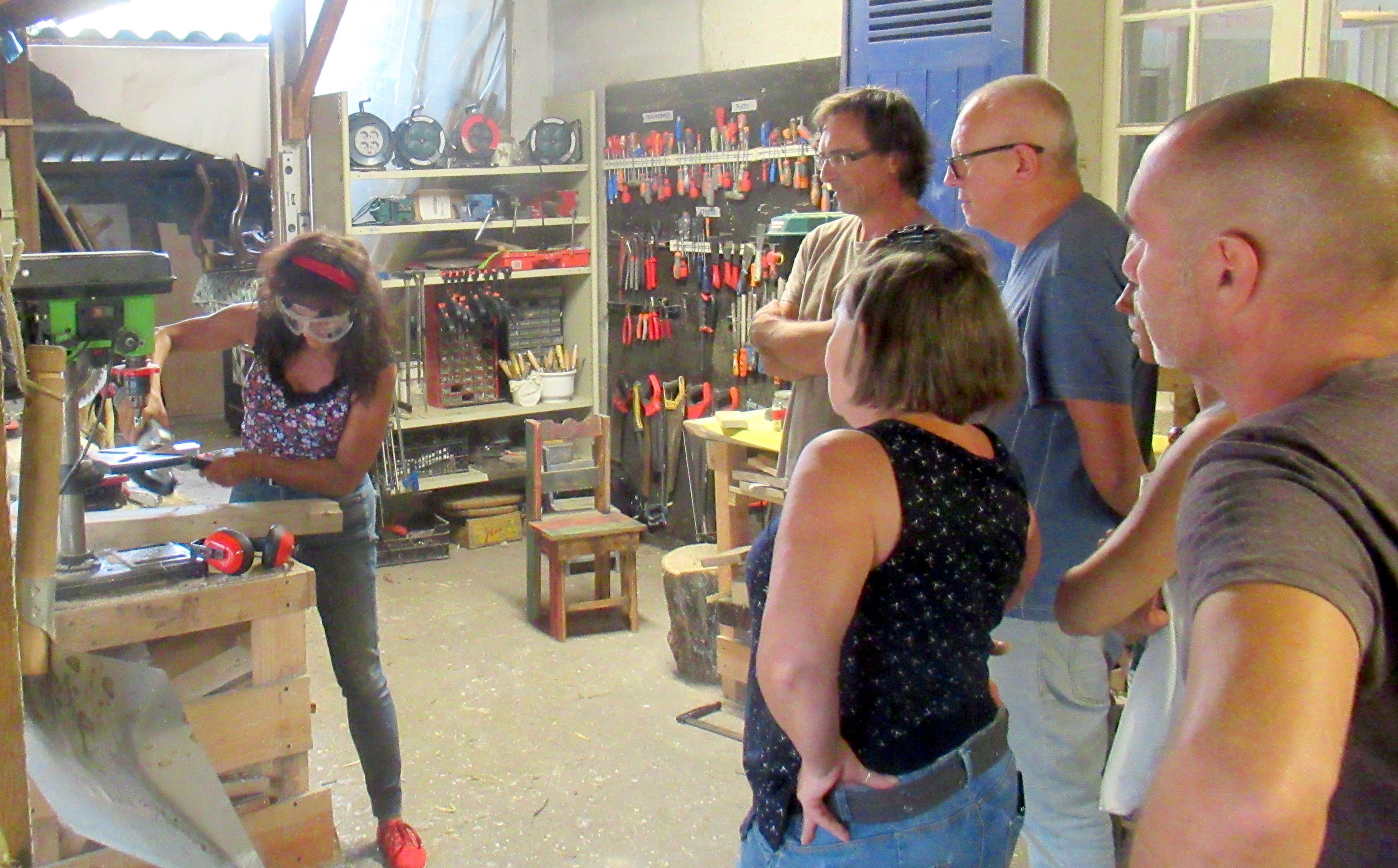 upcycling mobiliers,customisation meubles,r&eacute;paration meubles, eco design mobilier eco responsables ,&eacute;conomie circulaire,cr&eacute;ation de meubles recycl&eacute;s