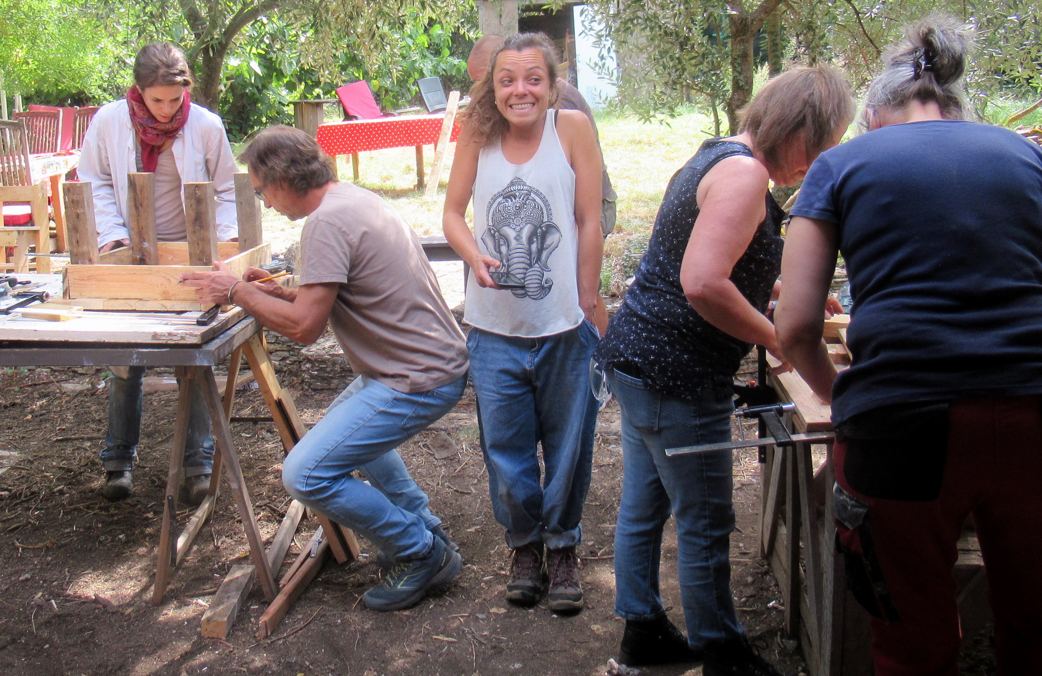 upcycling mobiliers,customisation meubles,r&eacute;paration meubles, eco design mobilier eco responsables ,&eacute;conomie circulaire,cr&eacute;ation de meubles recycl&eacute;s