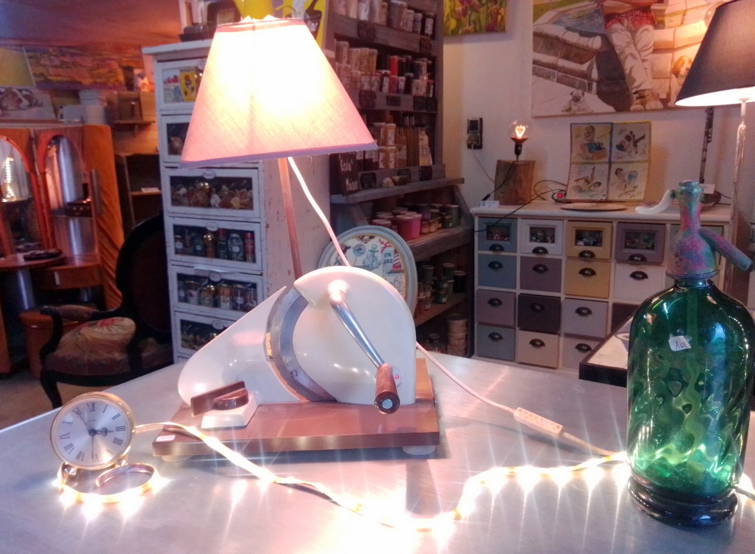 upcycling objets en luminaires,machine a jambon