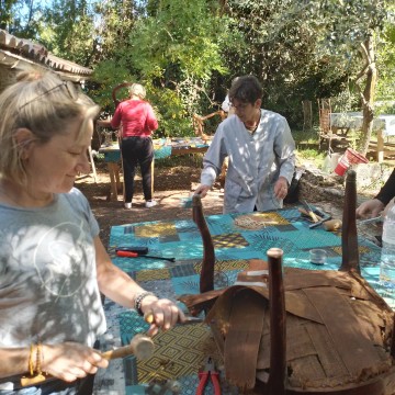 stages artisanaux &agrave; la carte,stages d&eacute;couvertes tapisserie ameublement, formation relooking meuble tout public,