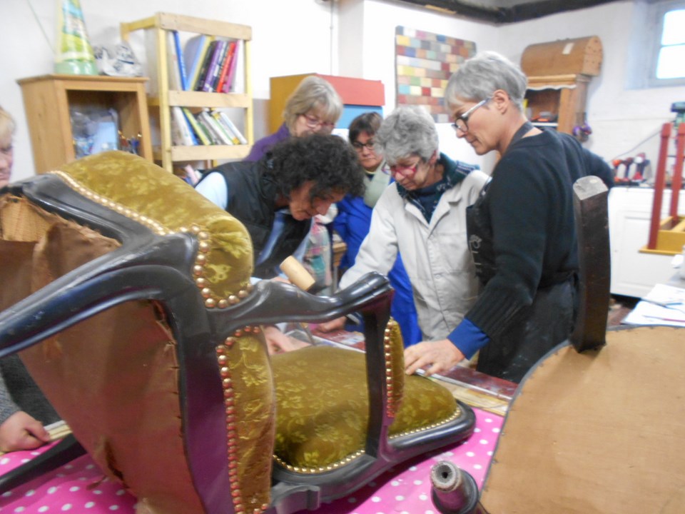 stages artisanaux &agrave; la carte,stages d&eacute;couvertes tapisserie ameublement,  